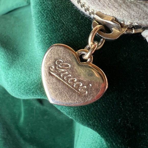 Authentic Gucci heart shaped GG logo ivory Guccissma coin purse - Picture 8 of 10